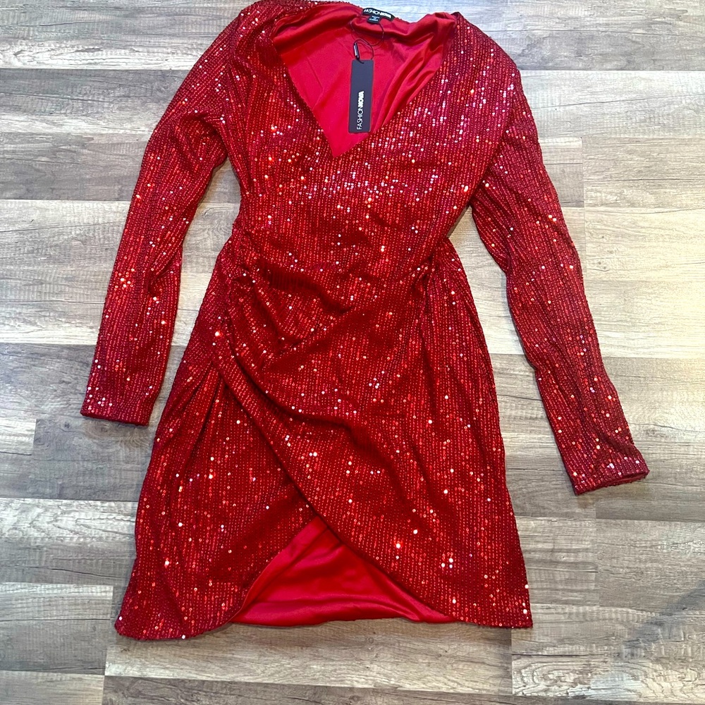 Red dress 🔥